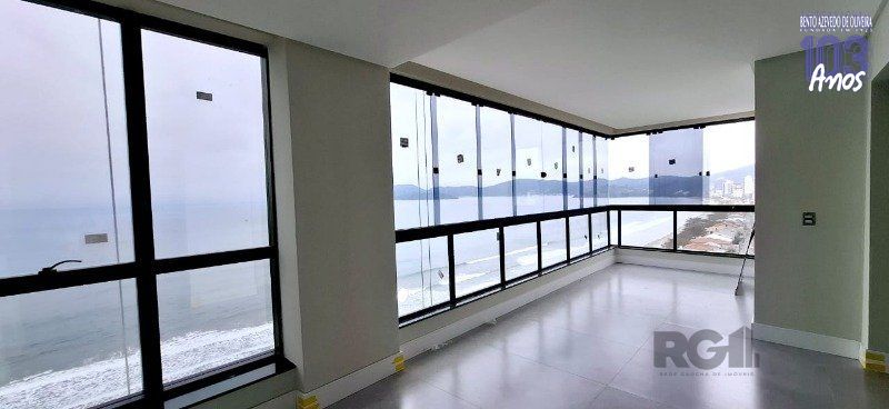 Apartamento, 3 quartos, 140 m² - Foto 2