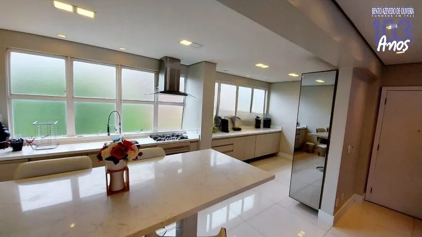 Cobertura, 3 quartos, 235 m² - Foto 9