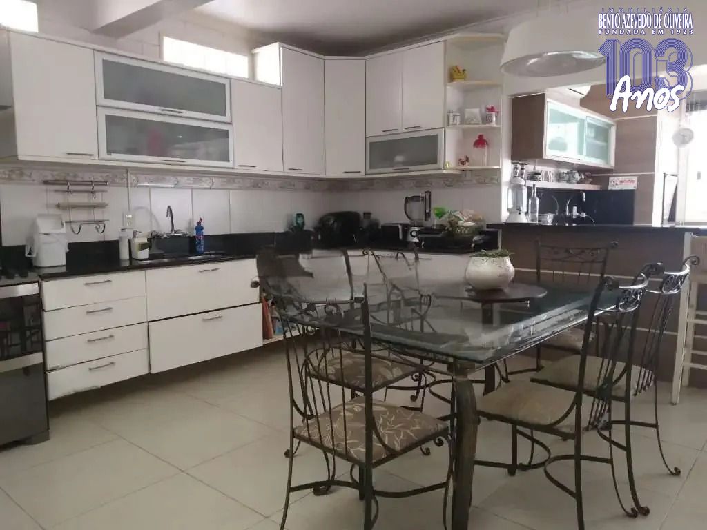 Casa, 3 quartos, 330 m² - Foto 3