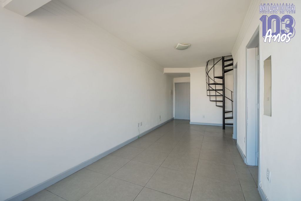Cobertura, 3 quartos, 134 m² - Foto 2