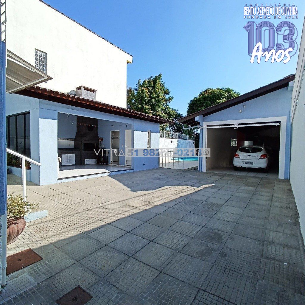 Casa, 4 quartos, 250 m² - Foto 1