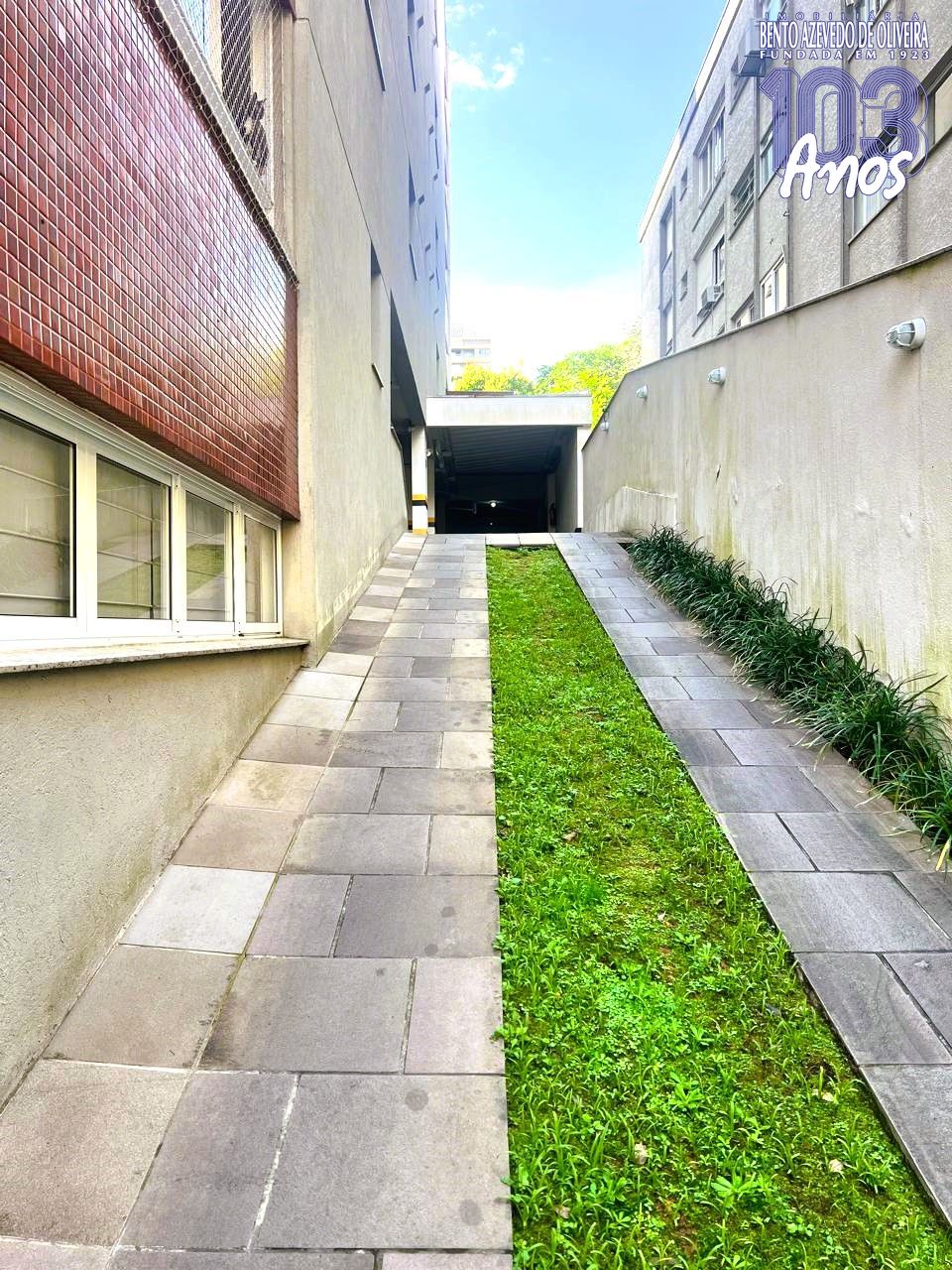 Acesso às garagens