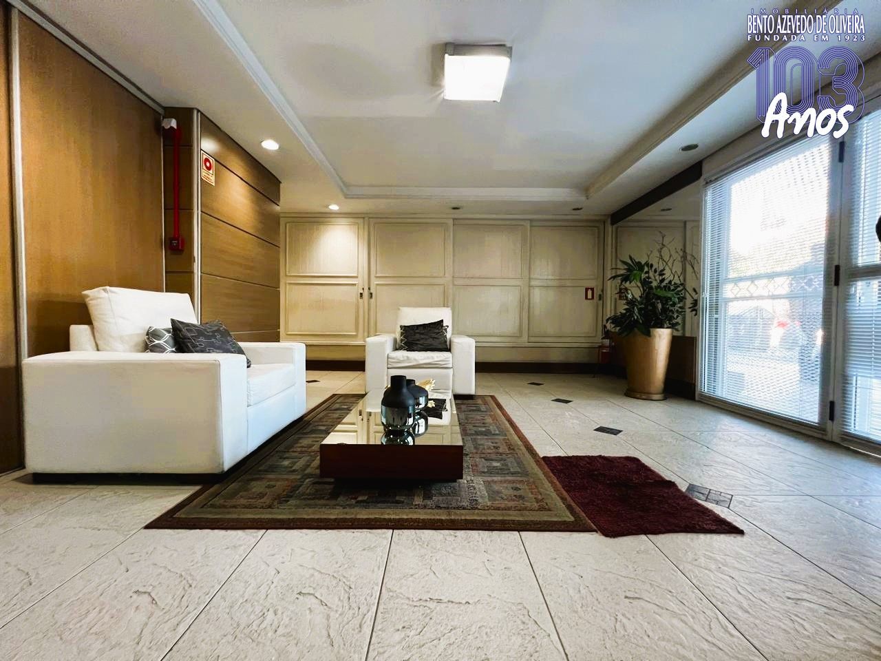 Hall e portaria do prédio