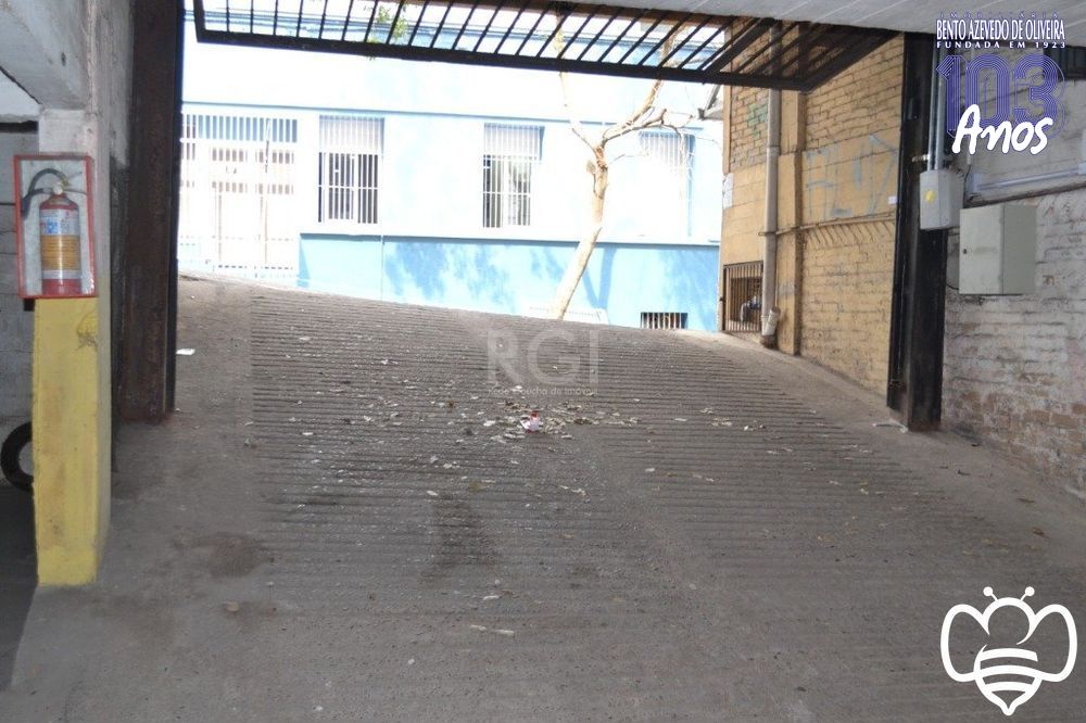 Box-Garagem, 30 m² - Foto 4