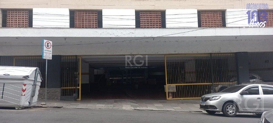 Box-Garagem, 18 m² - Foto 2