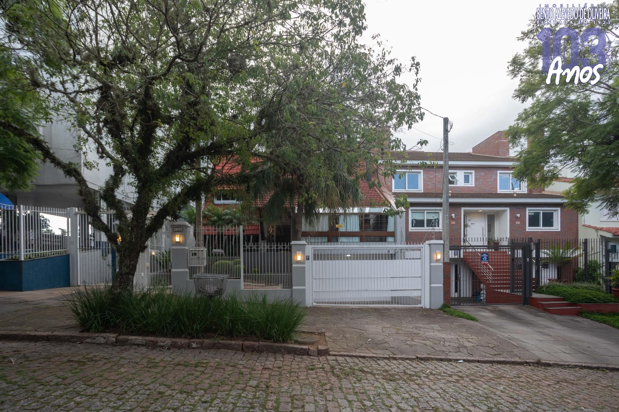 Casa, 4 quartos, 282 m² - Foto 2