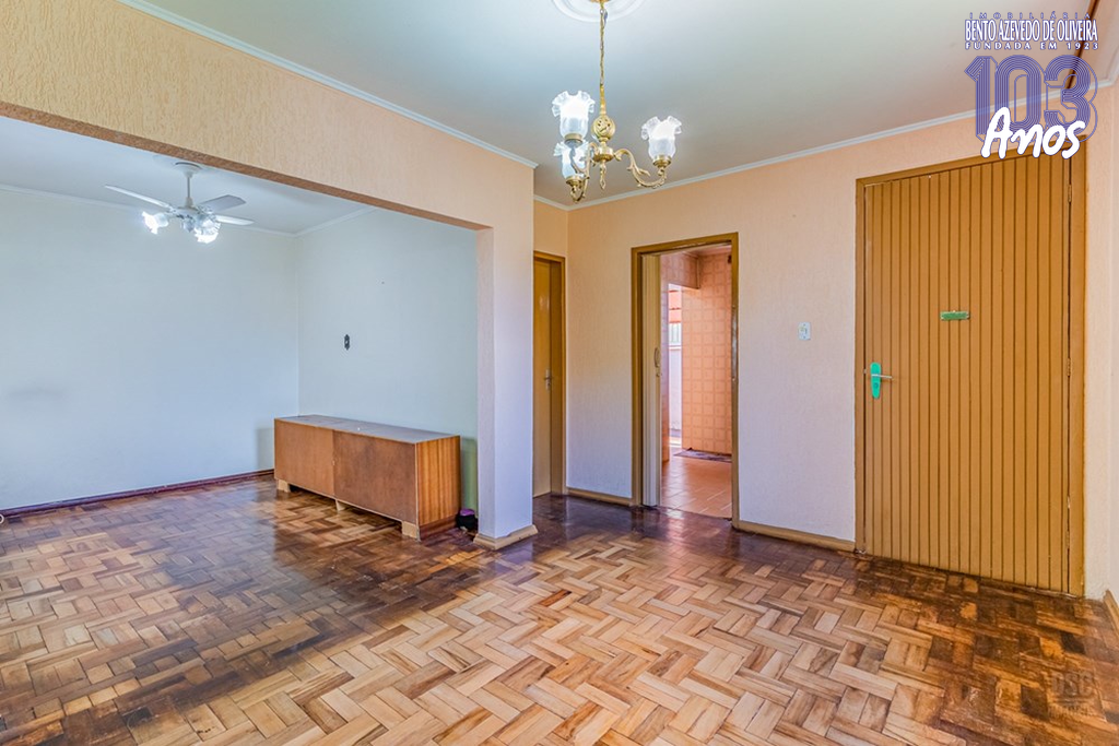 2495471.jpeg