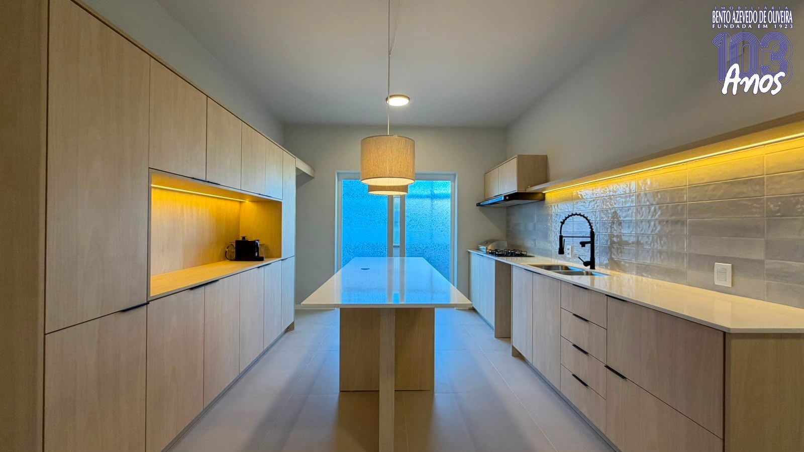 Apartamento, 3 quartos, 141 m² - Foto 1