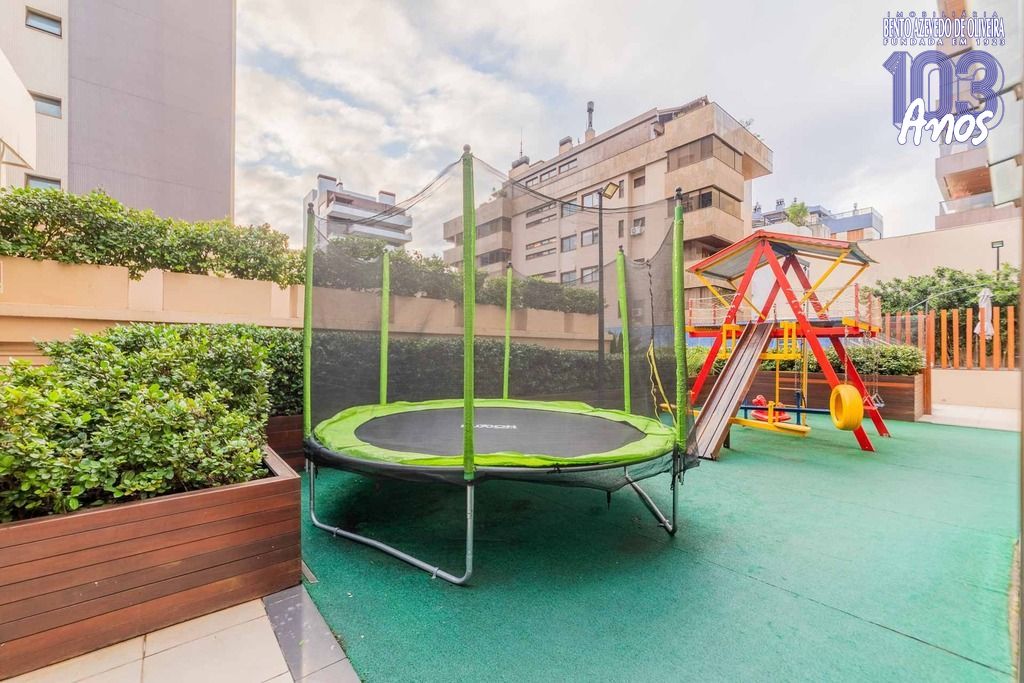1869404.jpeg