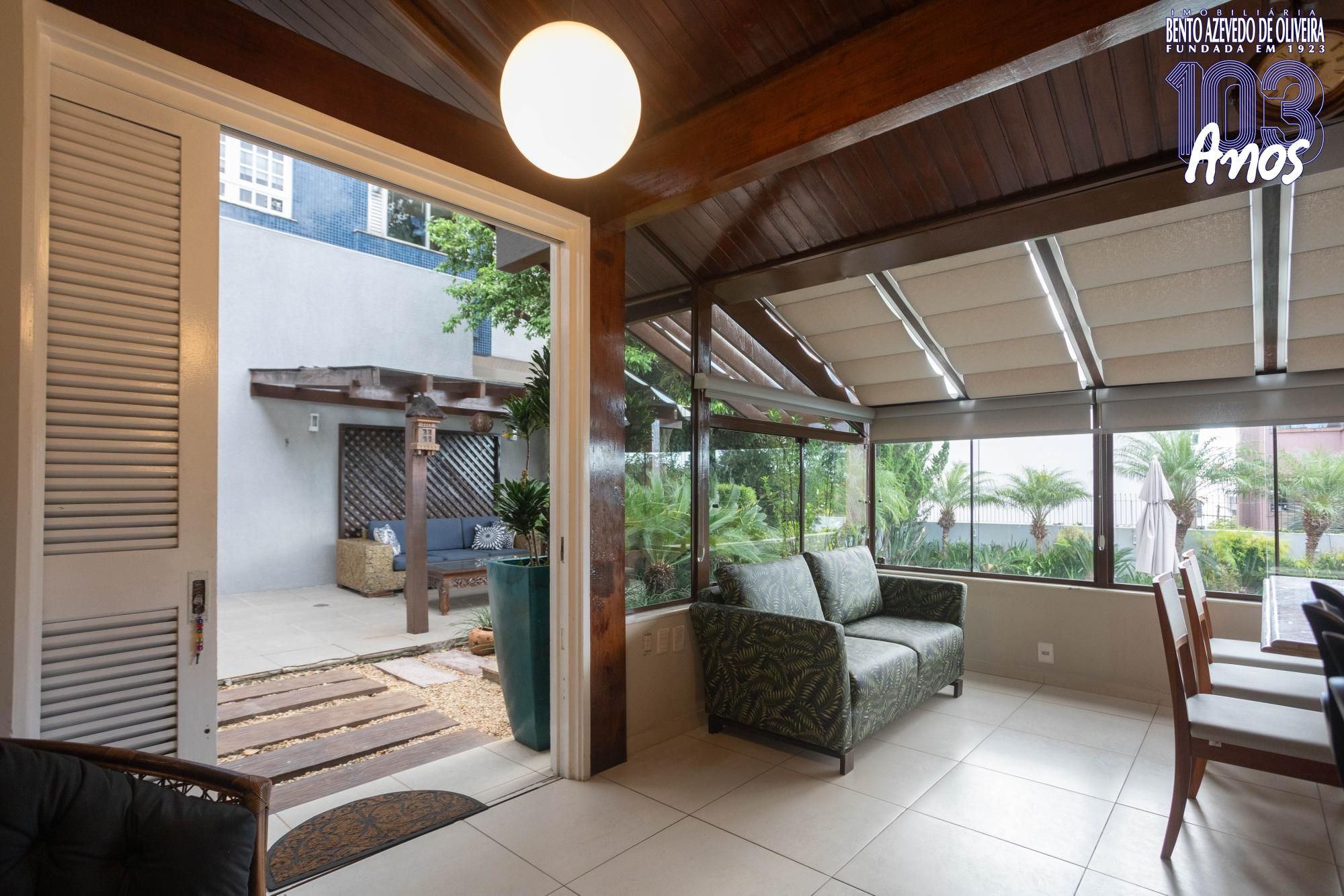 Casa, 4 quartos, 282 m² - Foto 38