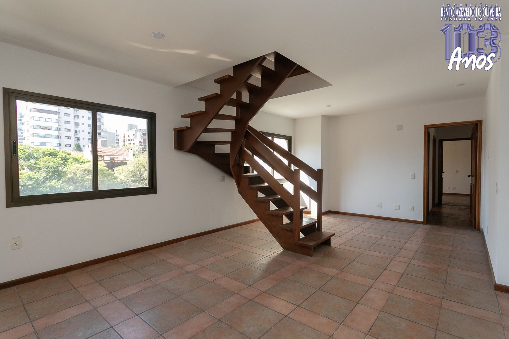 Cobertura, 3 quartos, 245 m² - Foto 2