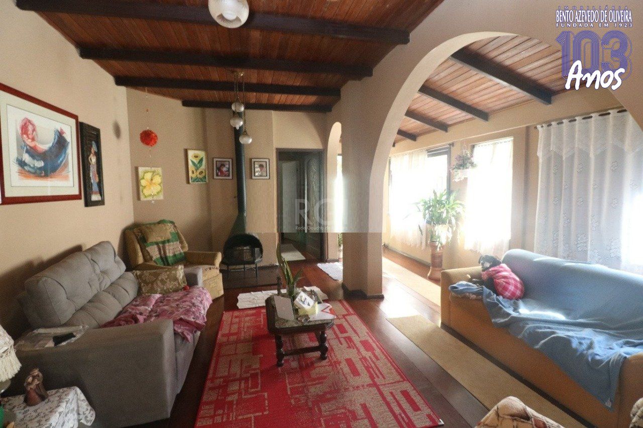 Casa, 3 quartos, 250 m² - Foto 2
