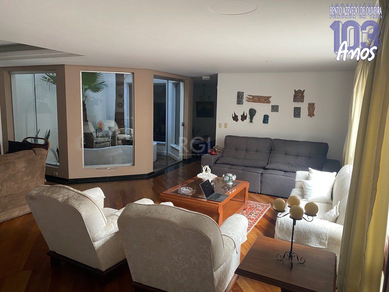 Casa, 4 quartos, 378 m² - Foto 1