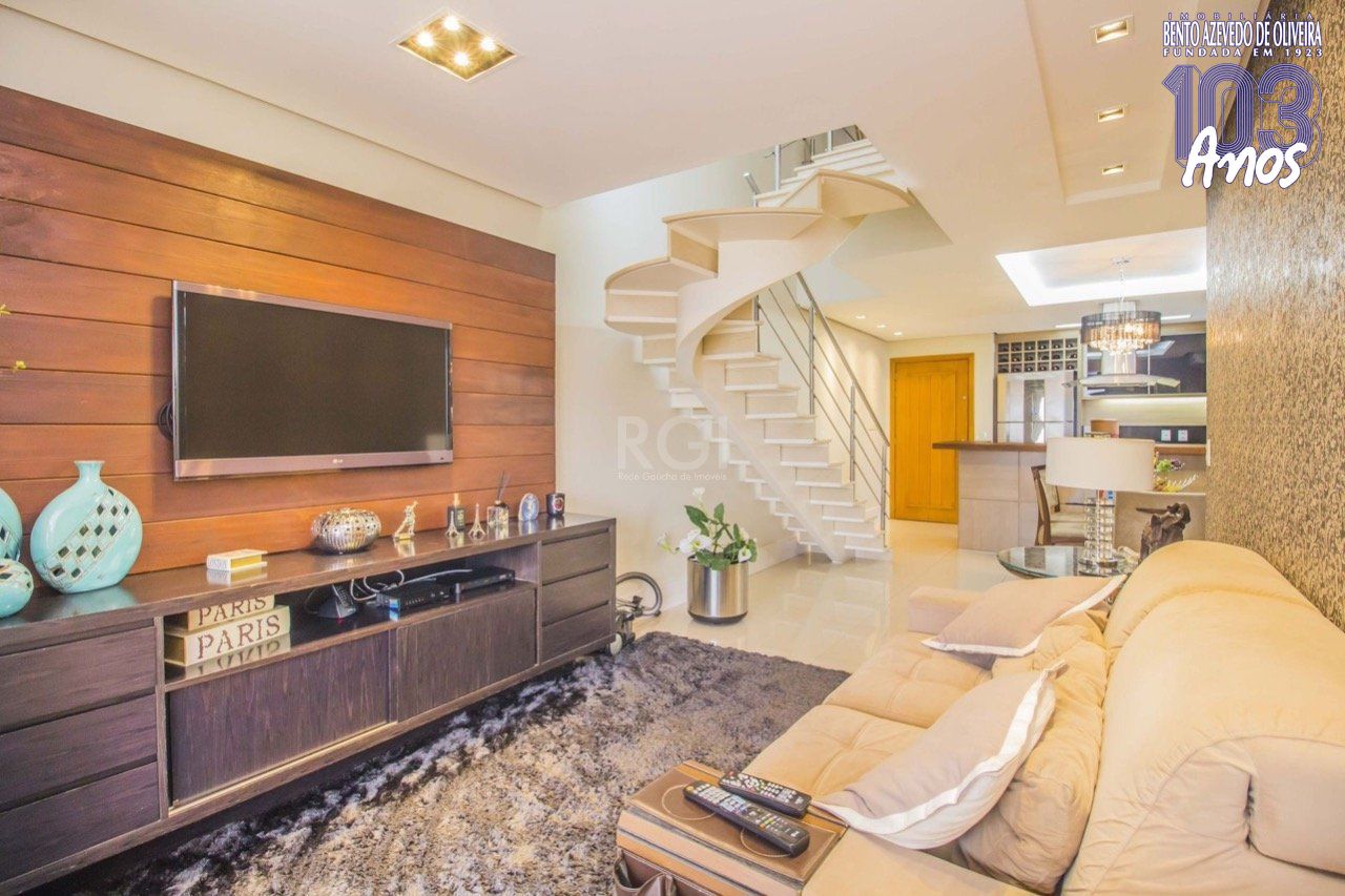 Cobertura, 3 quartos, 210 m² - Foto 1