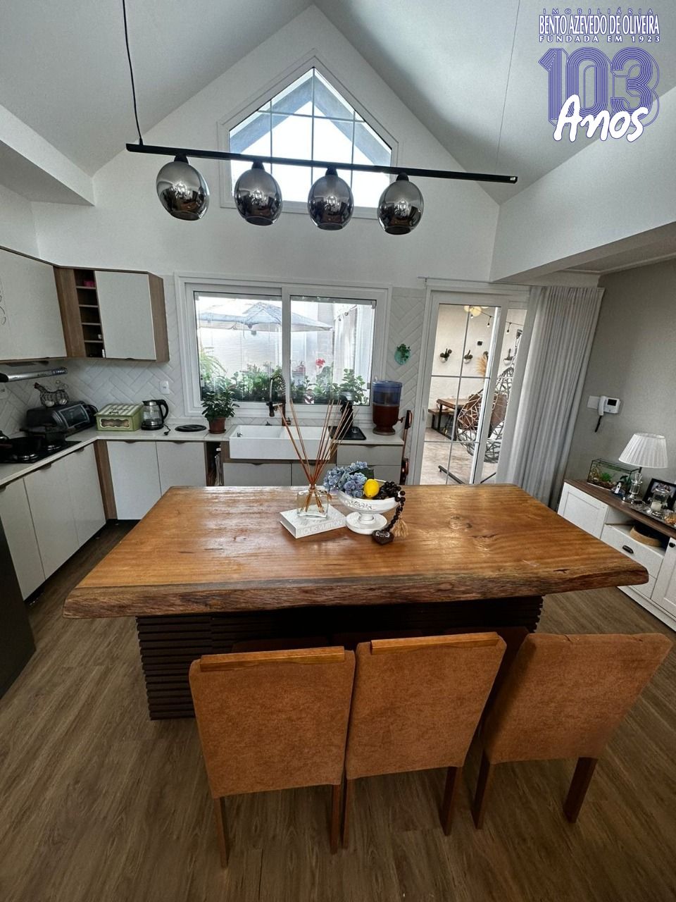 Casa, 3 quartos, 241 m² - Foto 8