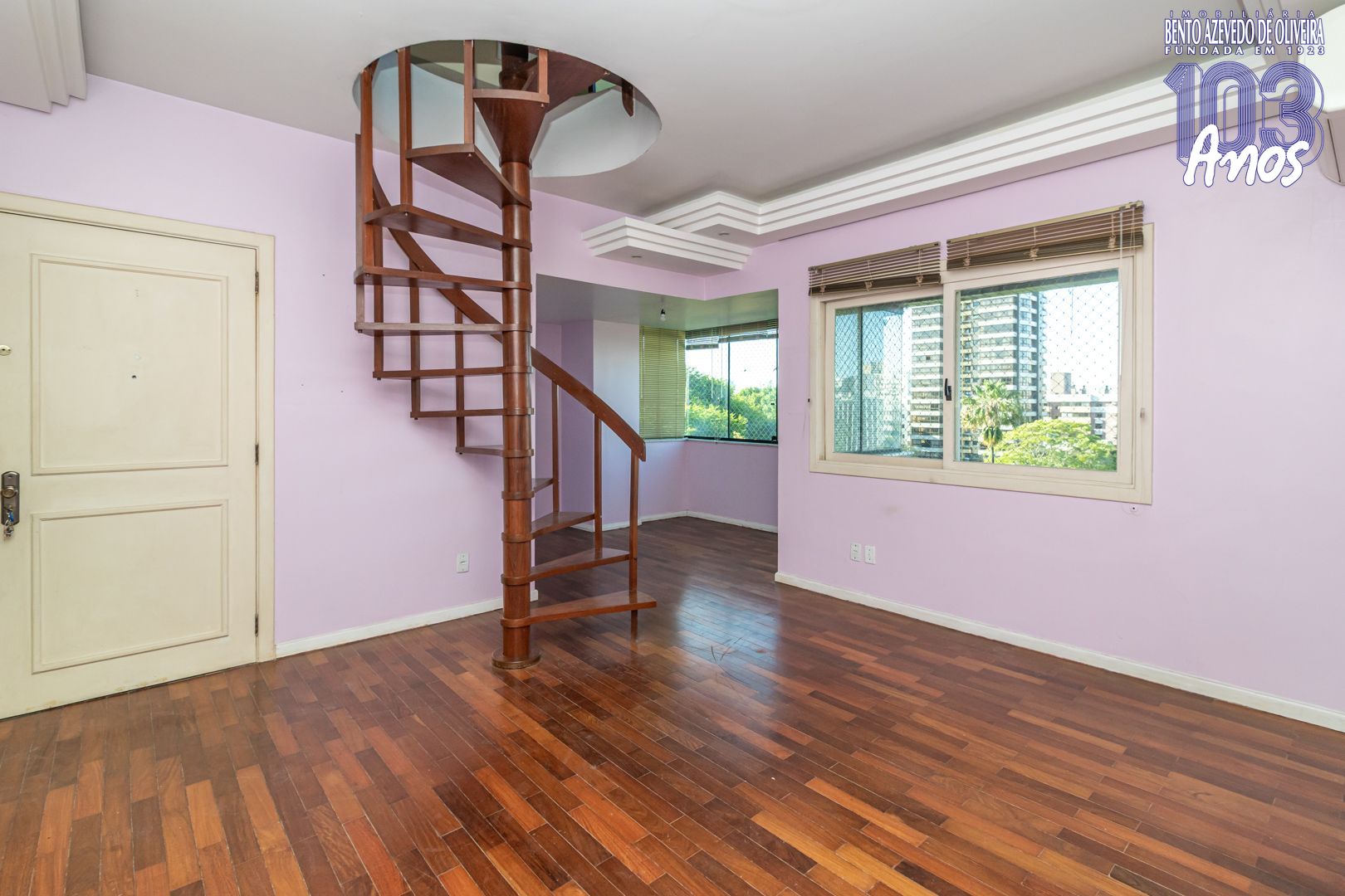 Cobertura, 3 quartos, 203 m² - Foto 2