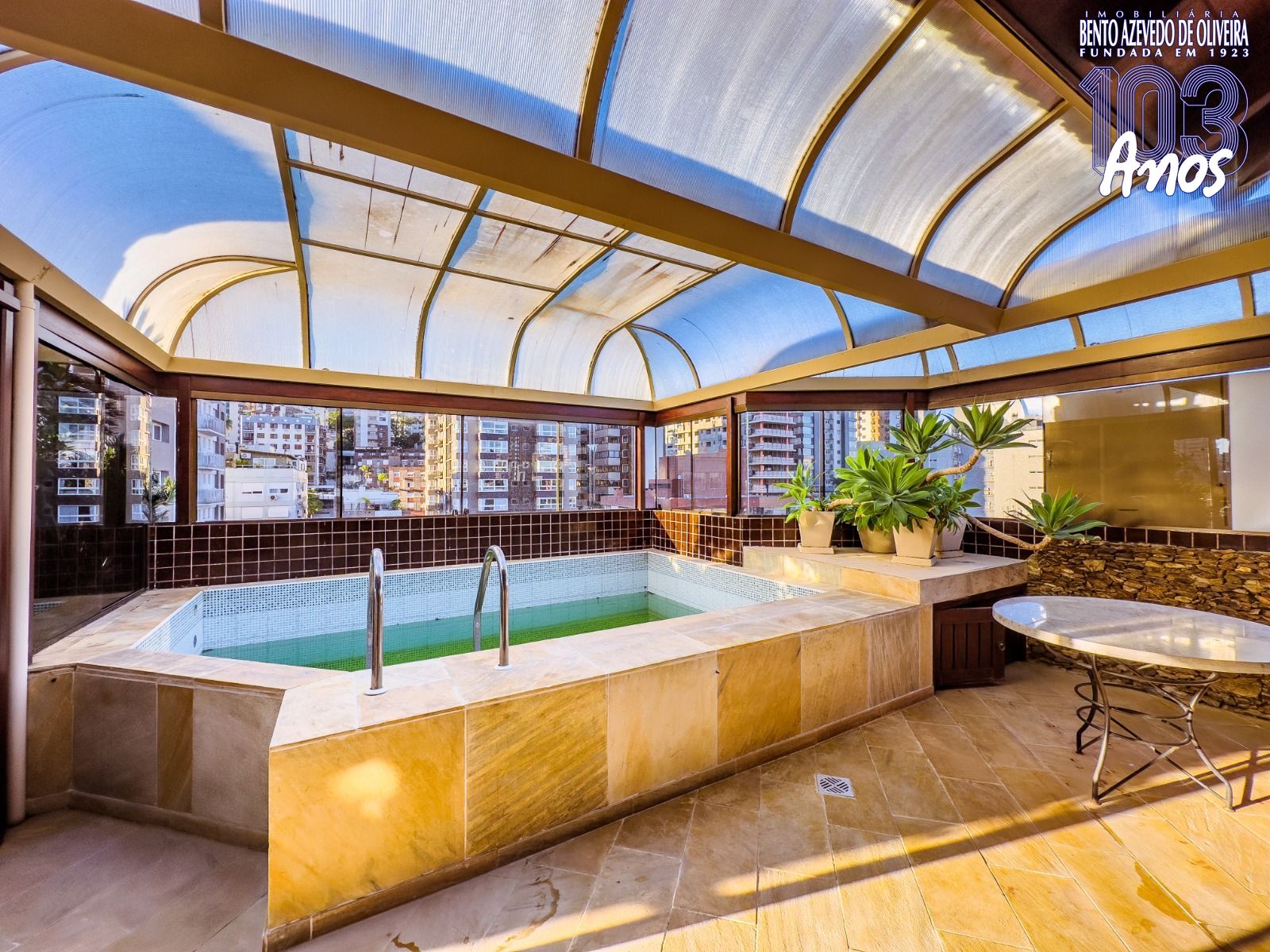 Cobertura, 3 quartos, 313 m² - Foto 1