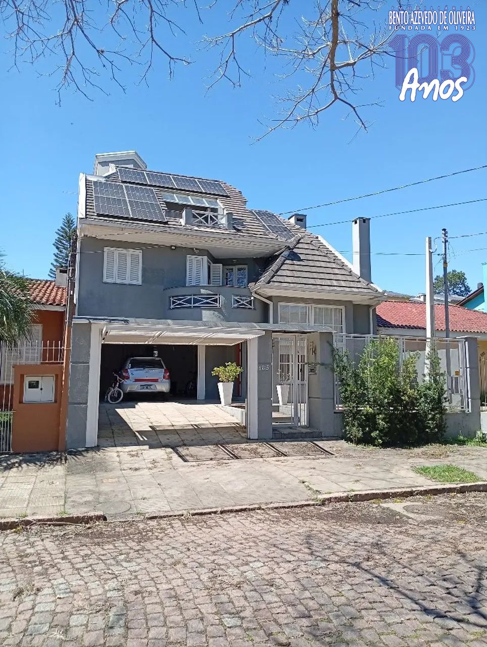 Casa, 4 quartos, 330 m² - Foto 1