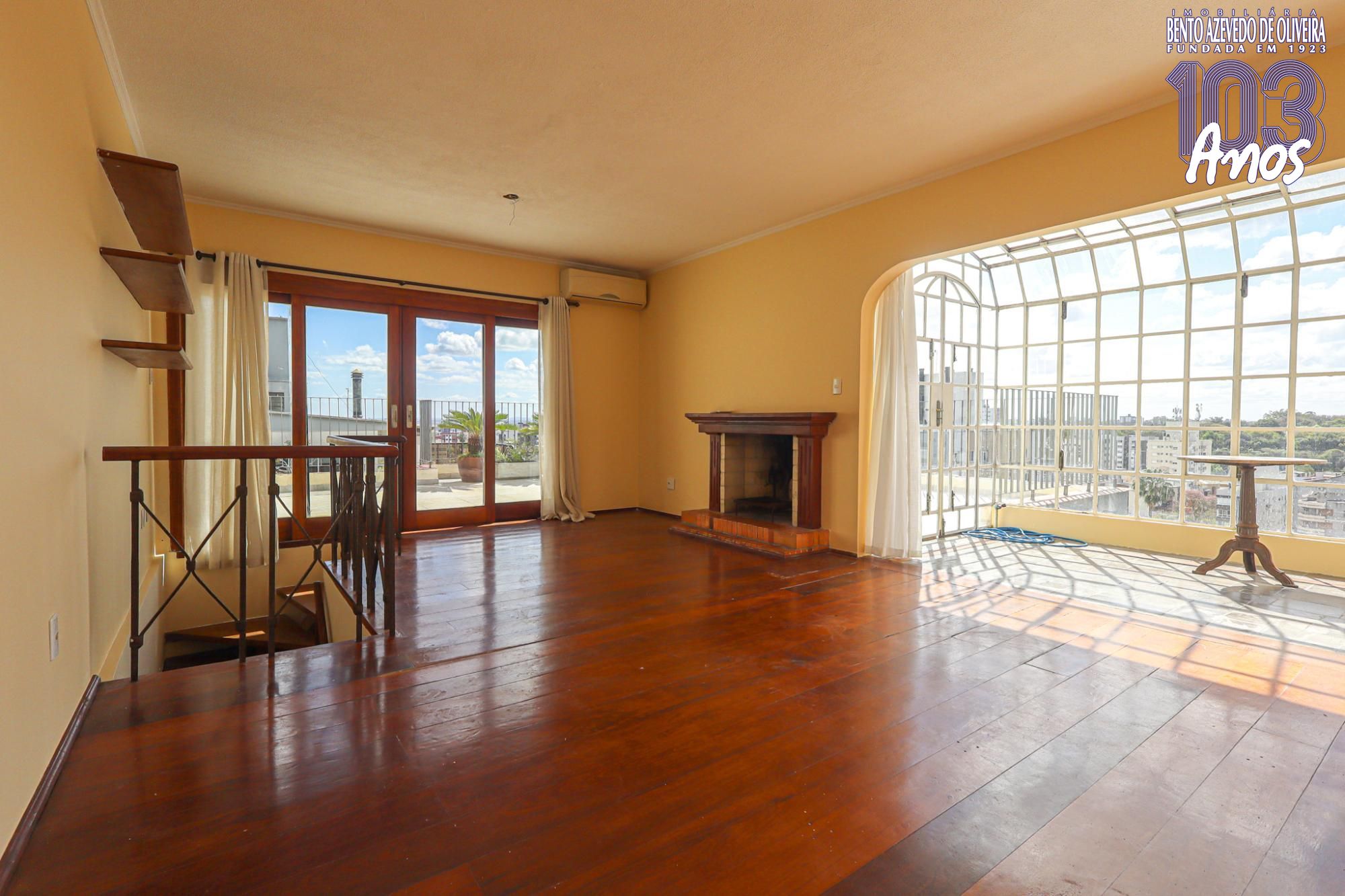 Cobertura, 3 quartos, 243 m² - Foto 2