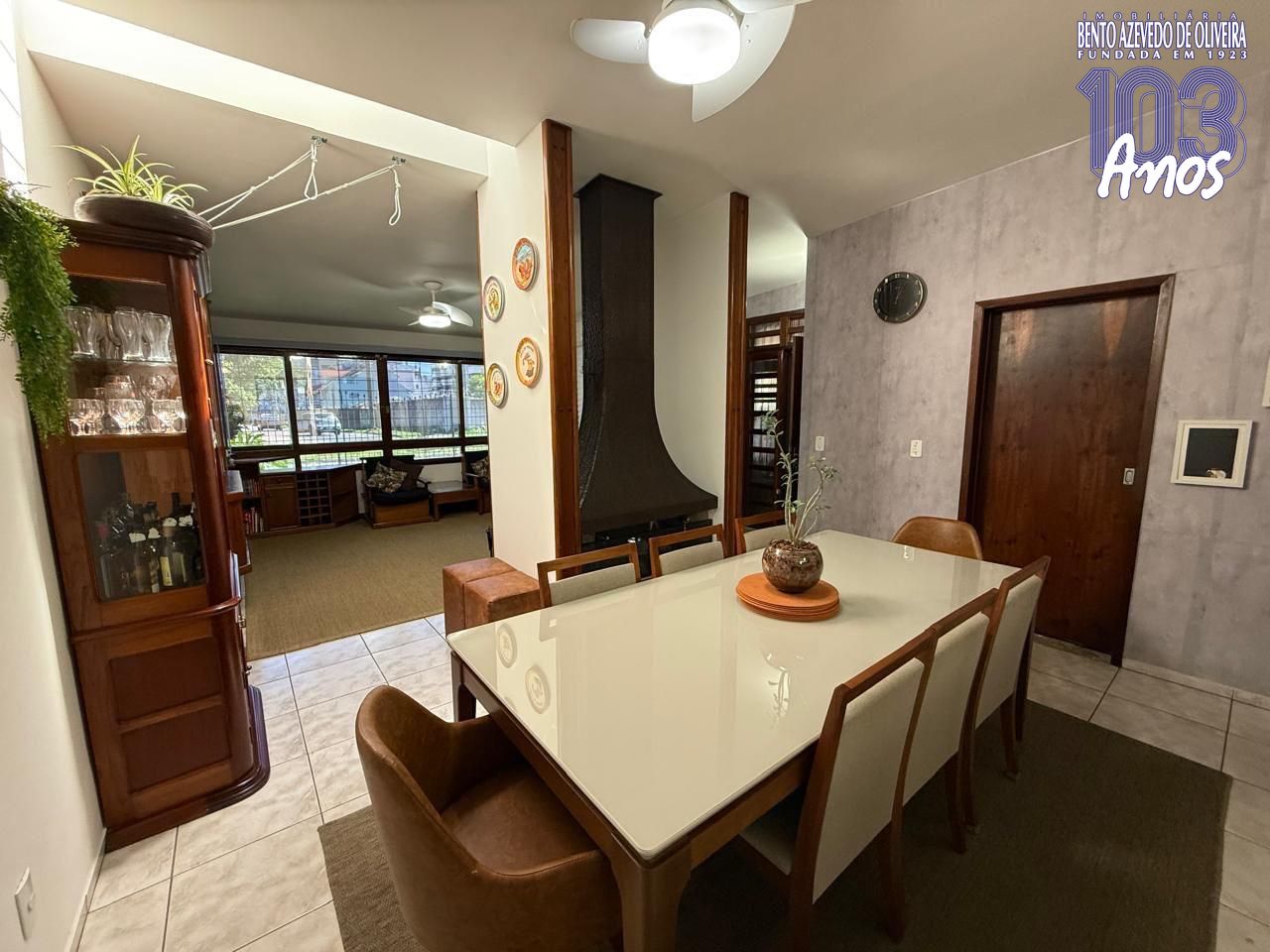 Casa, 4 quartos, 150 m² - Foto 1