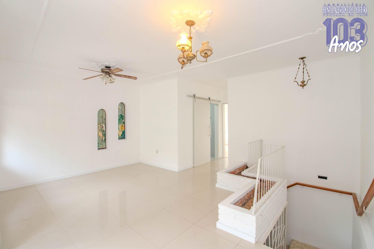 Casa, 3 quartos, 190 m² - Foto 1