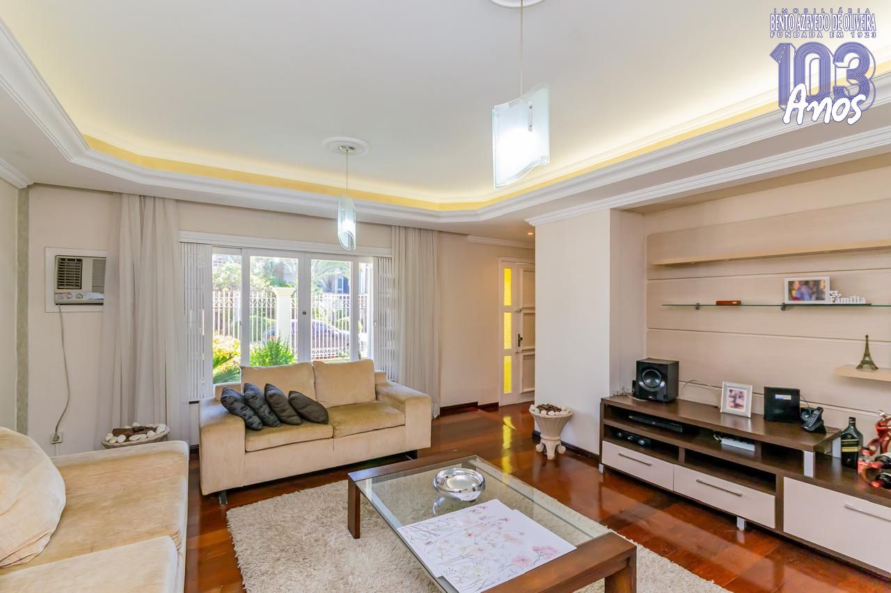 Sobrado, 4 quartos, 274 m² - Foto 1