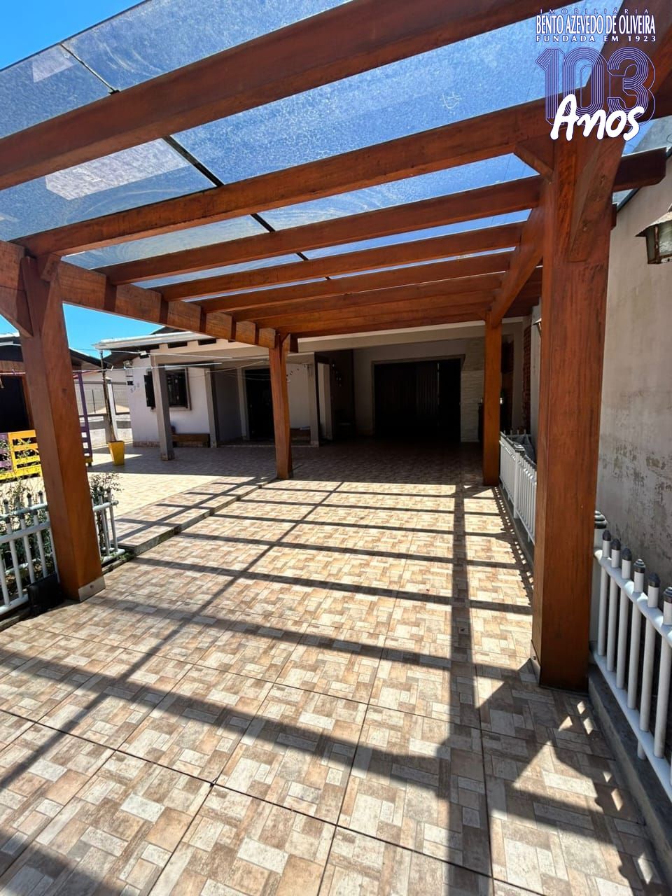 Casa, 4 quartos, 200 m² - Foto 1