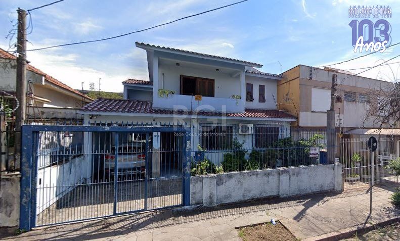 Casa, 4 quartos, 270 m² - Foto 1