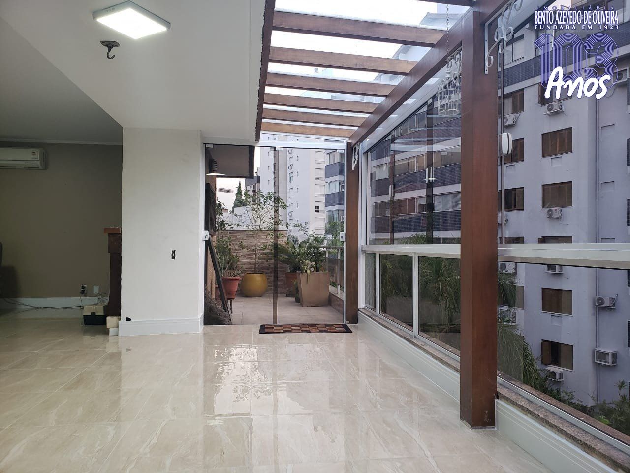 Cobertura, 3 quartos, 296 m² - Foto 2