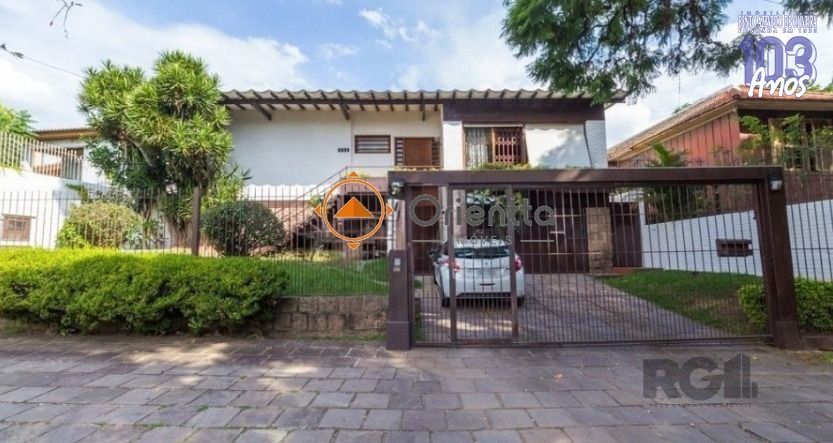 Casa, 4 quartos, 329 m² - Foto 1