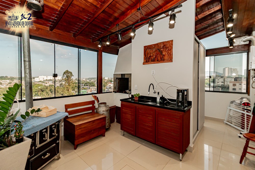 e3btq7c3zq4ievnscxludv0tupps