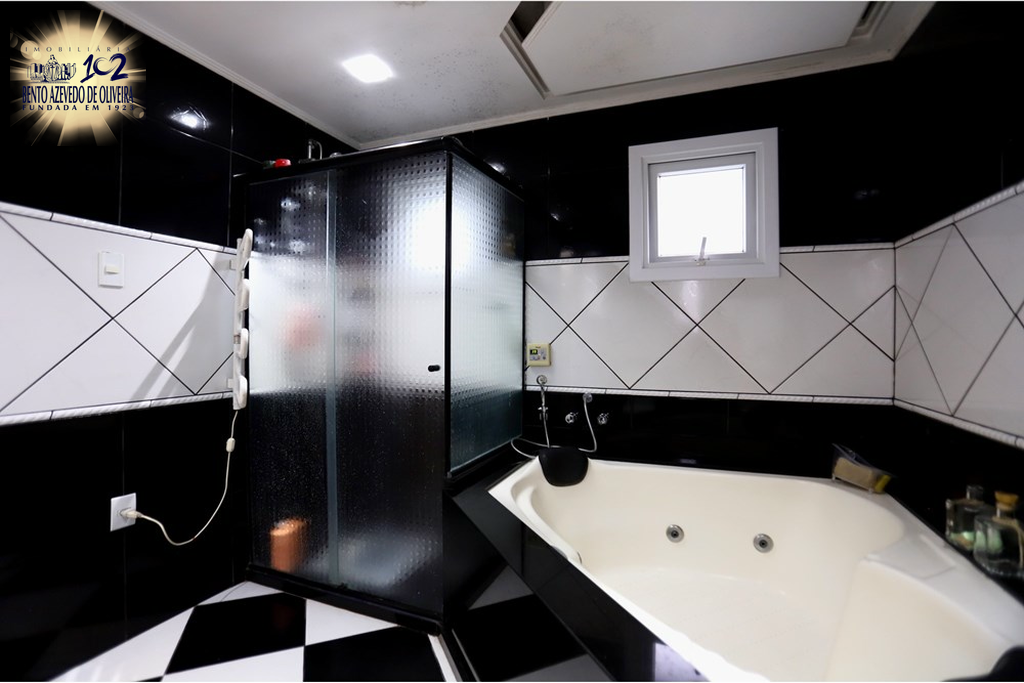 Casa, 4 quartos, 320 m² - Foto 38