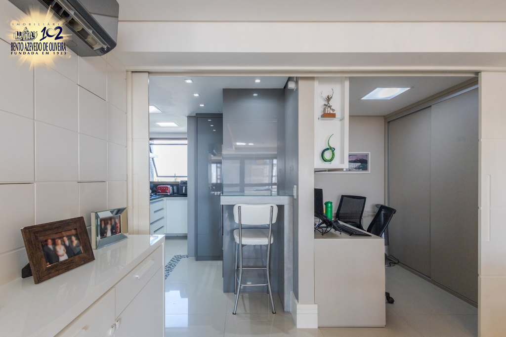 48vo0vhsnaenpk9j4r32hv0kz37r