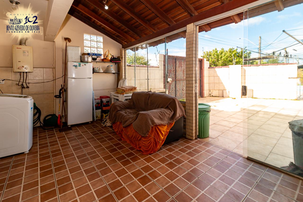 89g0wmuczmop8aihm2juv8s96d5m