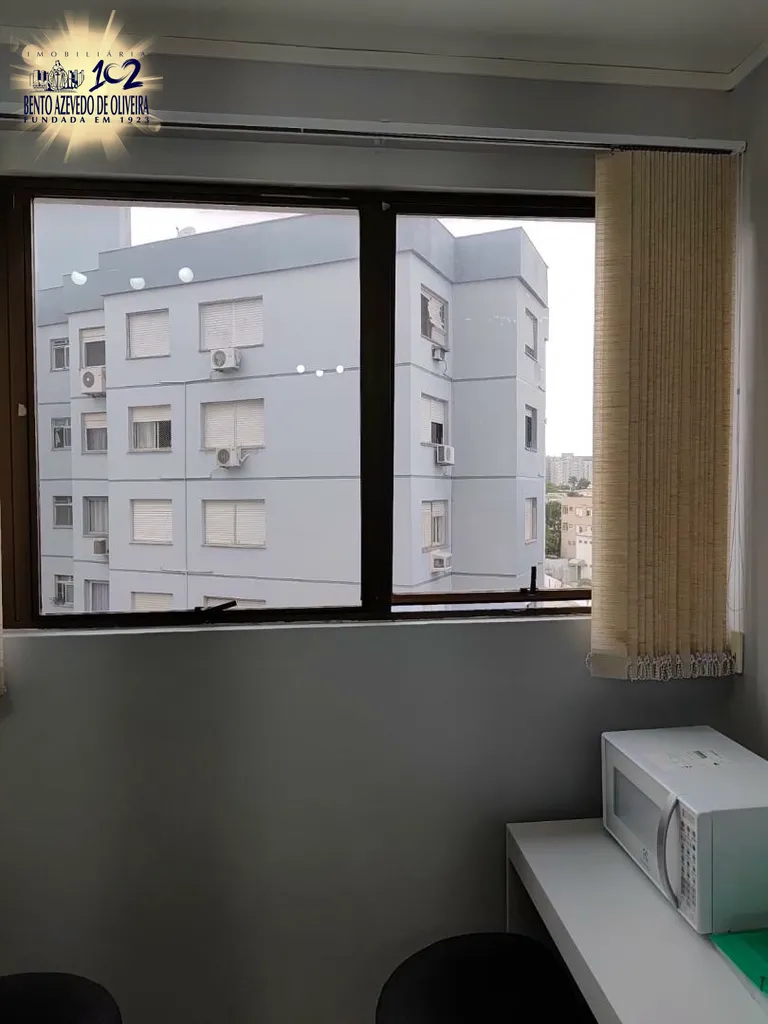 2499217.jpeg