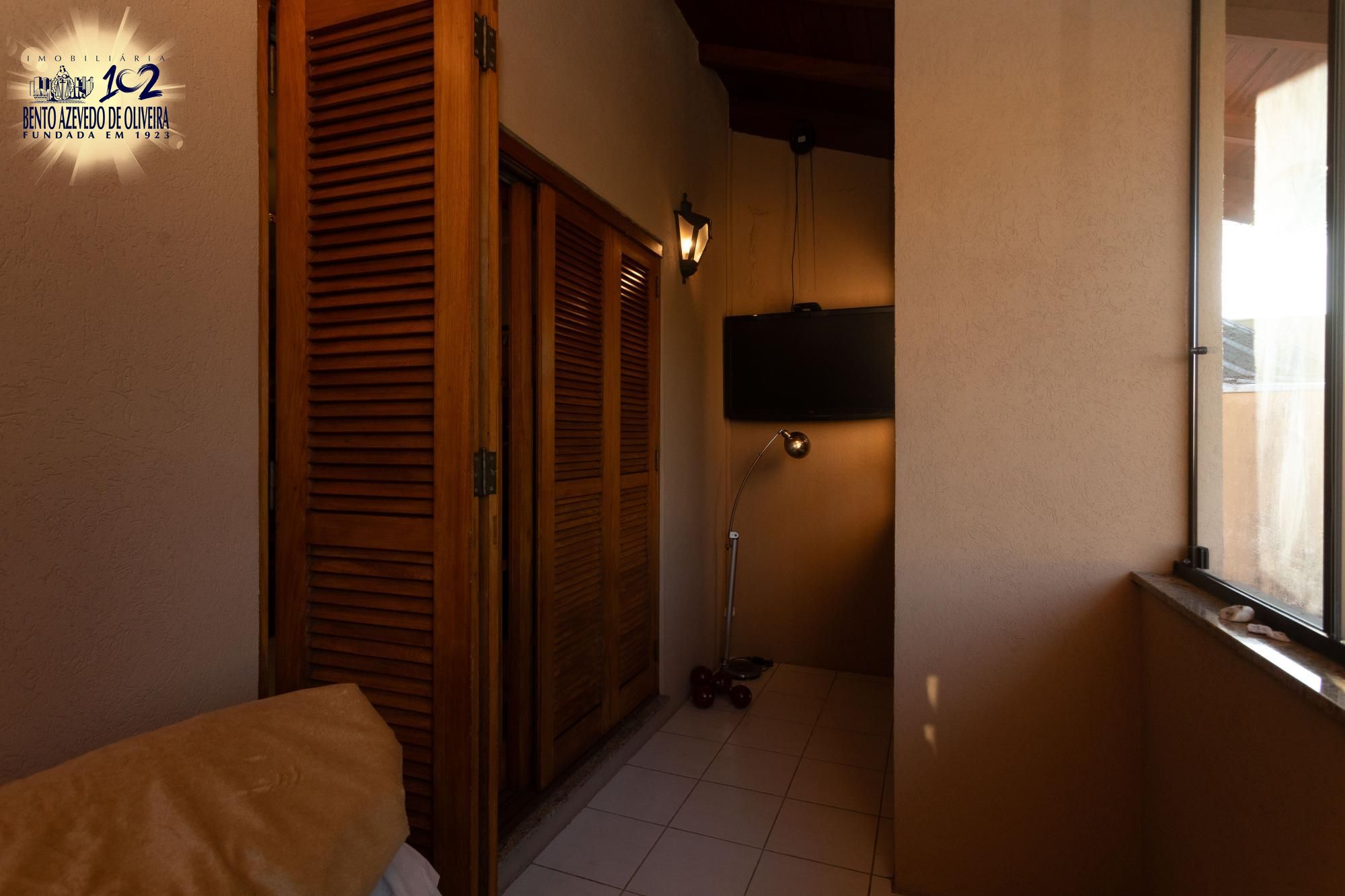 Casa, 4 quartos, 316 m² - Foto 31