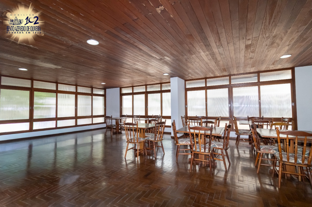 f4kb0poqd7hexiz74i1uzu581c81