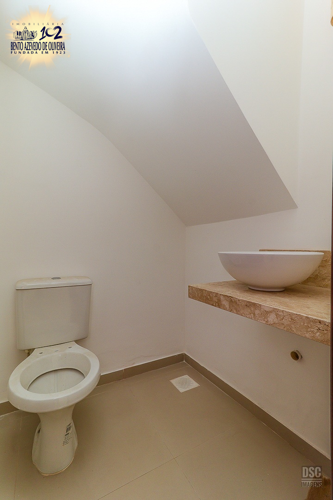 b0xzosdgd7o5lzmvthaa7yujmkc4