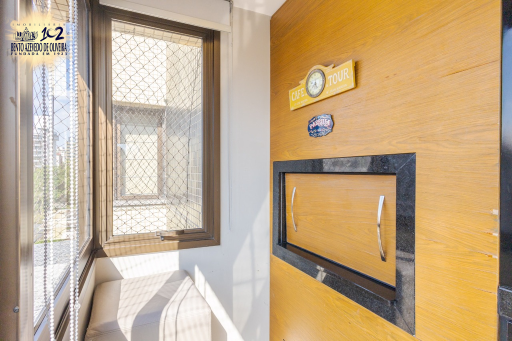 kyroa1lm4k4rouibo4osgrshh2ng