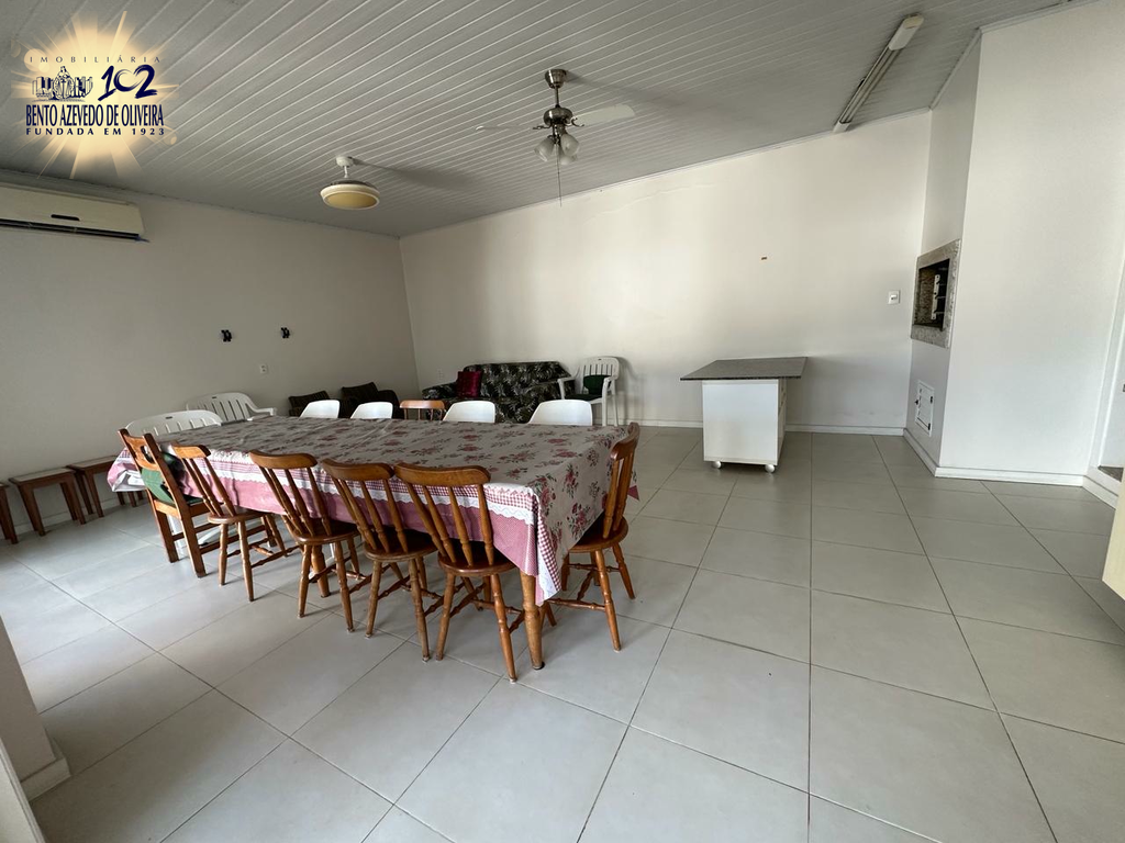 2311938.jpeg