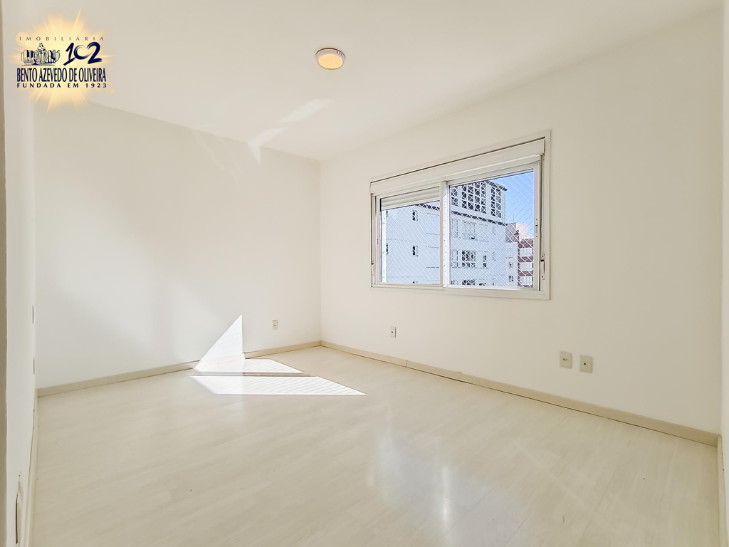 orw1v6o3tqt8tx65a7o372m4v9ap