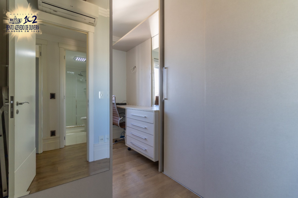lgjzl1mmt4g7zcsz6h14nnqewsvu