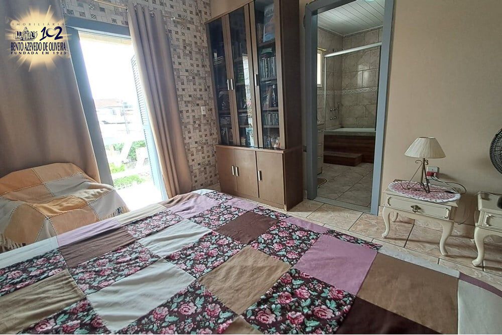 Casa, 3 quartos, 215 m² - Foto 43