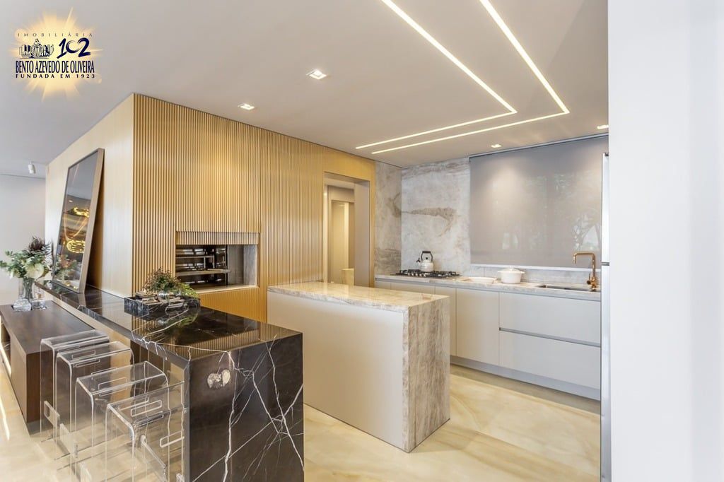 Apartamento, 3 quartos, 202 m² - Foto 2