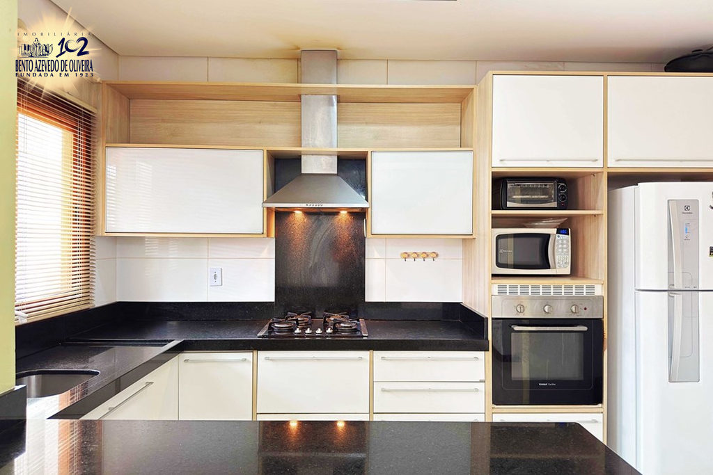 u8zu9leouhpru771xjfa7pv82dza