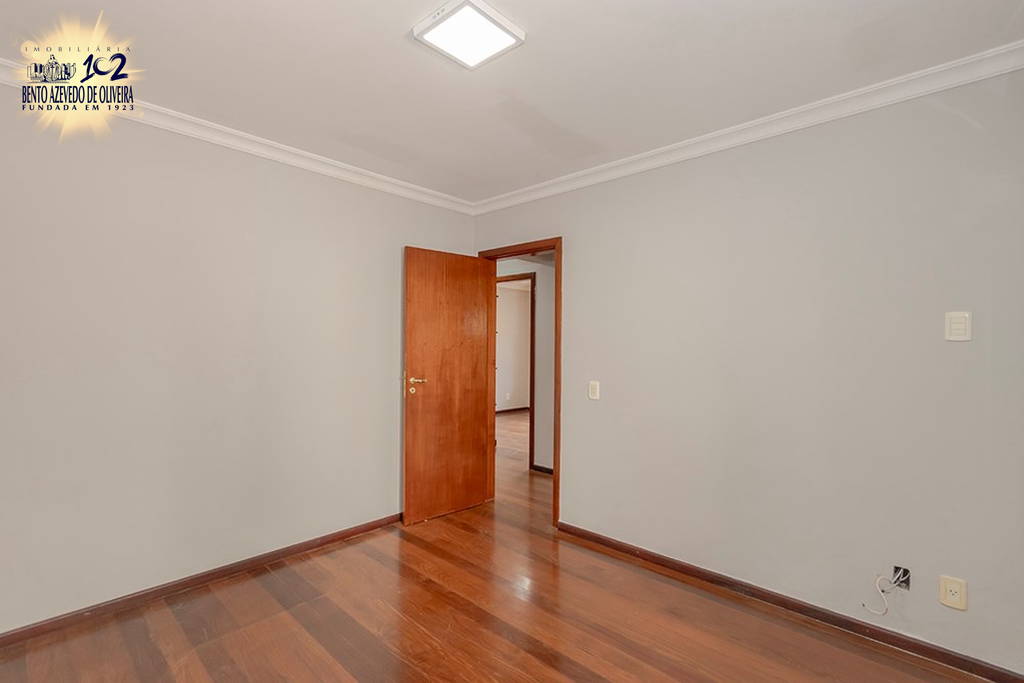 uv9vo5oqj831qhv4mvj52shefre9