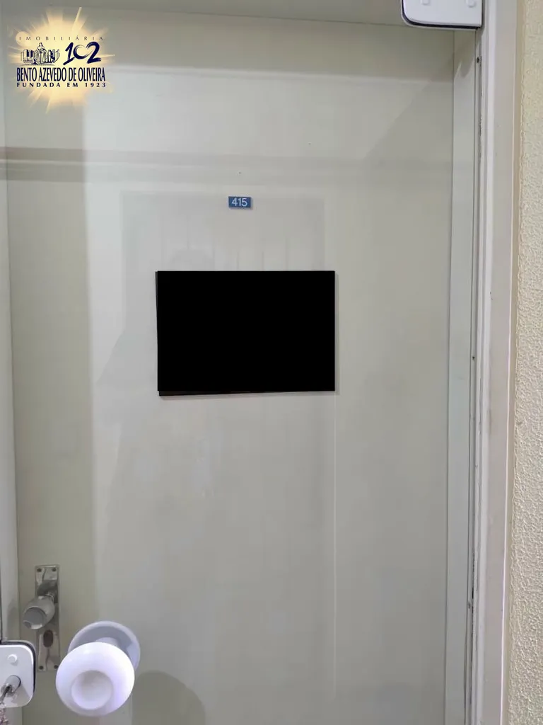 2499209.jpeg