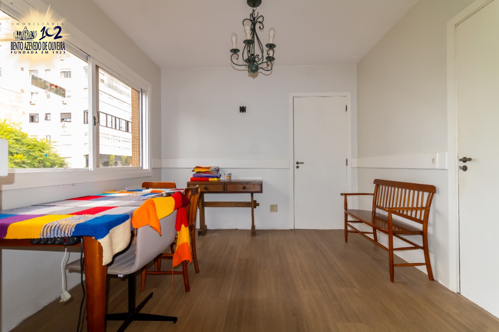 j0i4daklkv006rgcyk22pij3f6ax