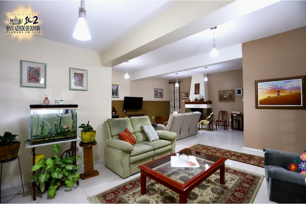 Casa, 3 quartos, 355 m² - Foto 1