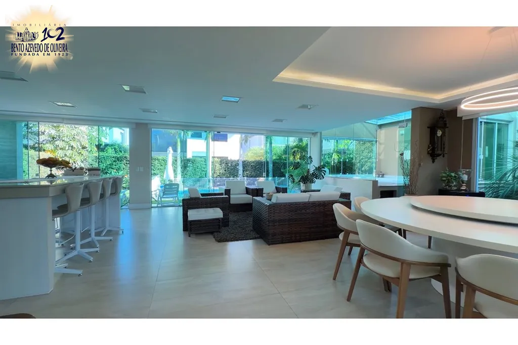 clmbuueb8zzc9gnf7knjsrv34dvl